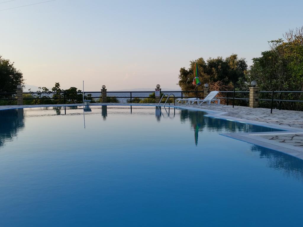 Sofia Apartments Букари Номер фото