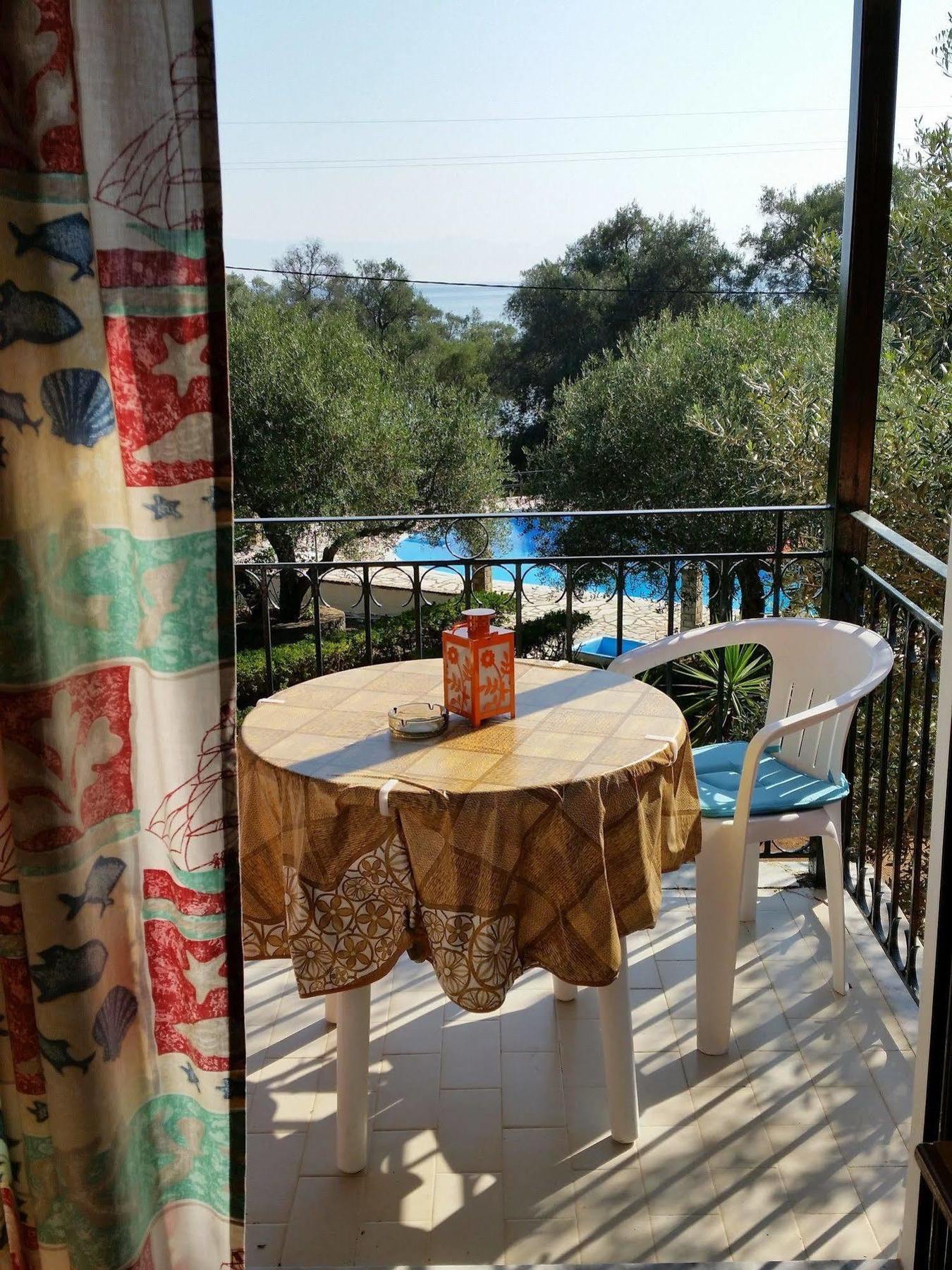 Sofia Apartments Букари Экстерьер фото