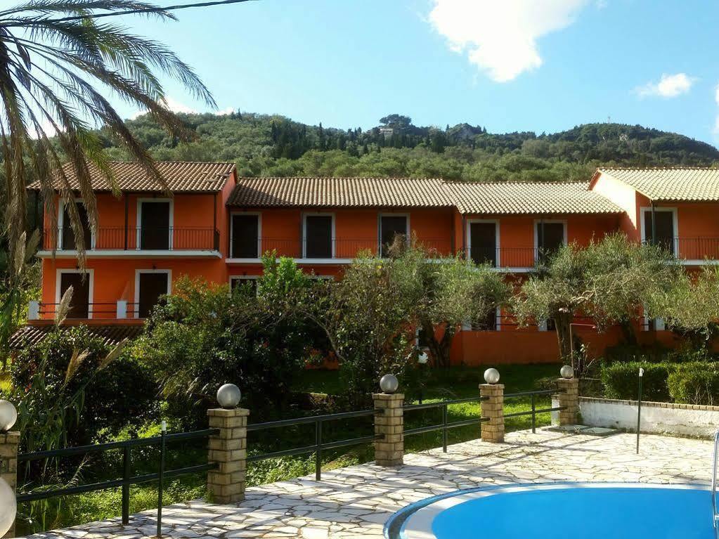 Sofia Apartments Букари Экстерьер фото